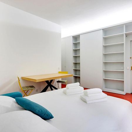 Le Plumassier Du Roi Apartment Париж Екстериор снимка