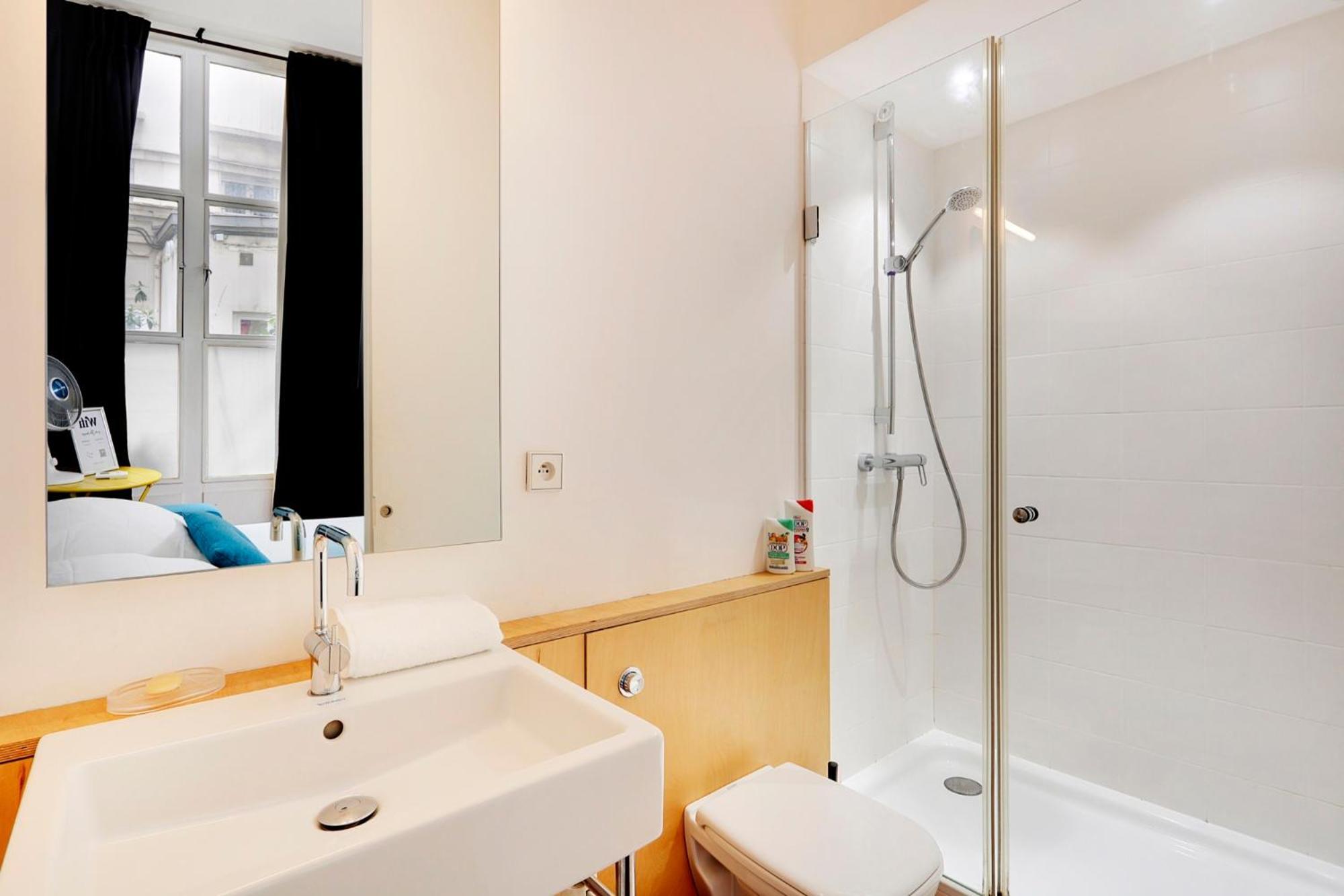 Le Plumassier Du Roi Apartment Париж Екстериор снимка